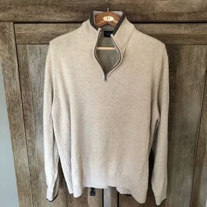 Men’s Haggar 1/4 zip up sweater.